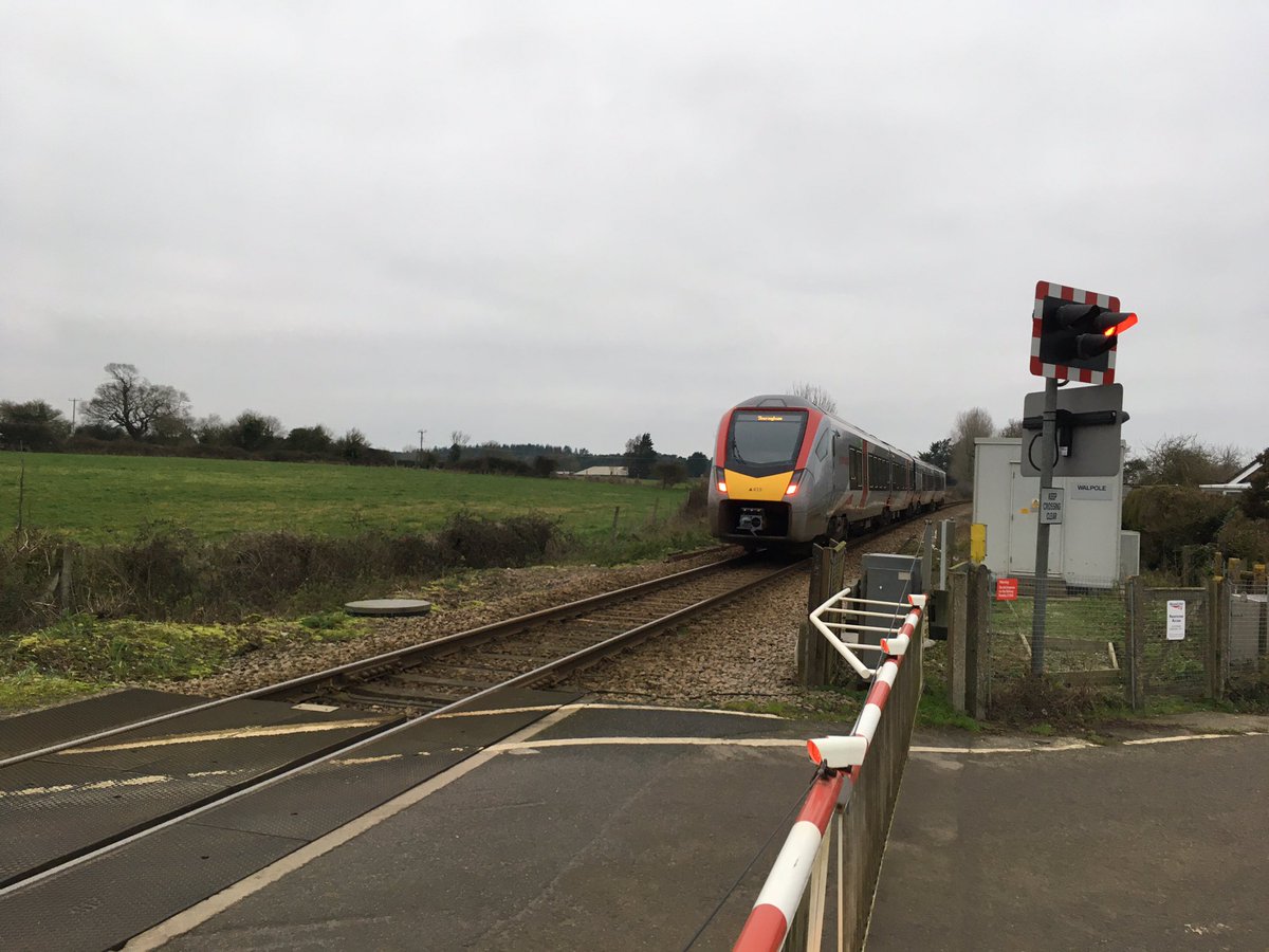 PridgeonB's tweet photo. Excellent way marking and great walking this weekend in and around #Trunch and #Mundesley with @siankalexander - and a train too ... https://t.co/COIC20BLt3