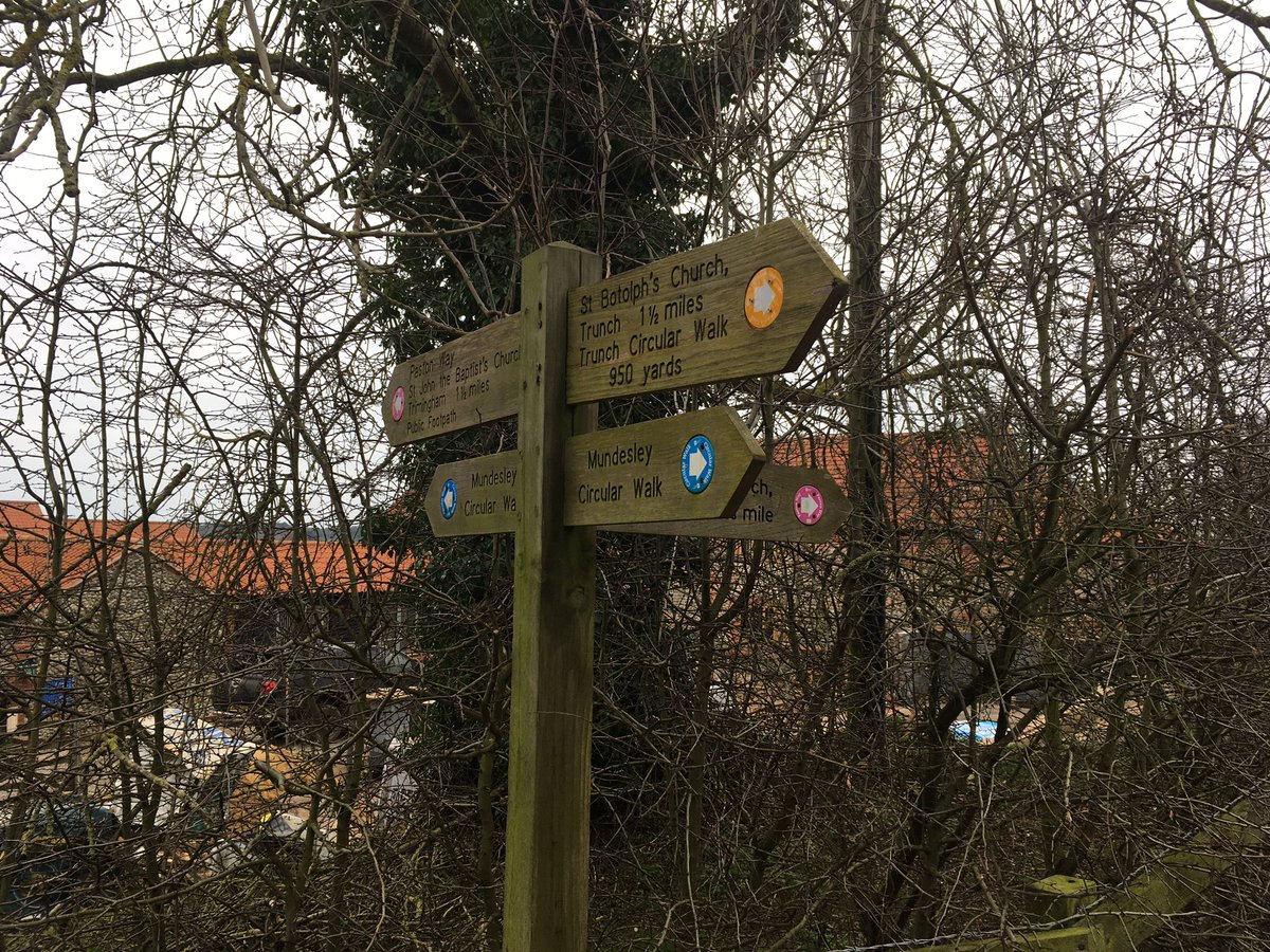 PridgeonB's tweet photo. Excellent way marking and great walking this weekend in and around #Trunch and #Mundesley with @siankalexander - and a train too ... https://t.co/COIC20BLt3