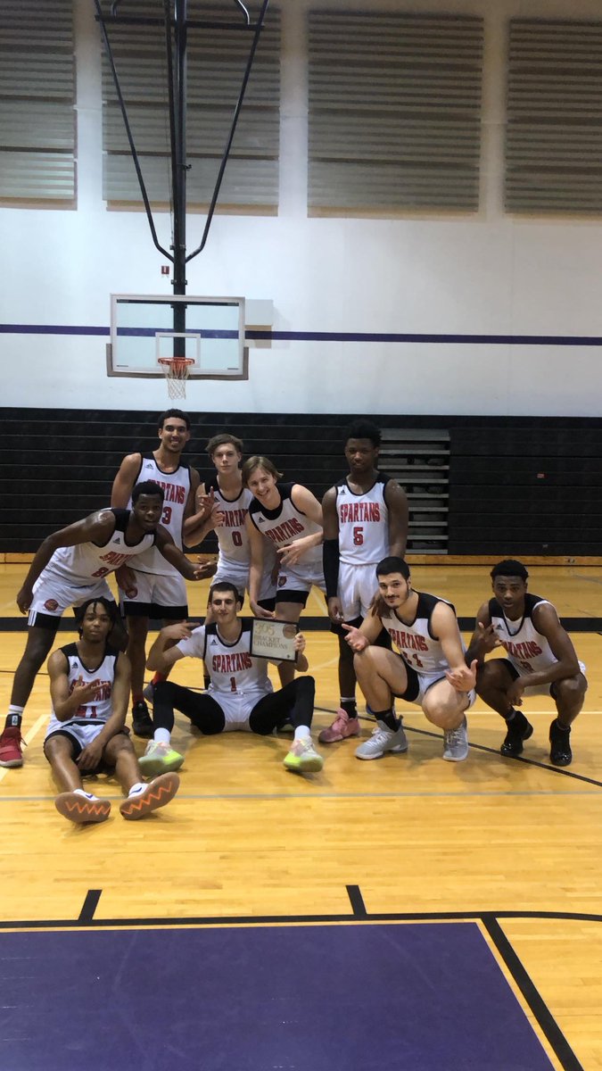 Hoop_MIA's tweet photo. #POSTGRADBASH “305” BRACKET CHAMPS @FLCoastalPrep w/ a 81-80 win over @TLAPSportsAcady GREAT GAME!! https://t.co/UU3SU0uv1H