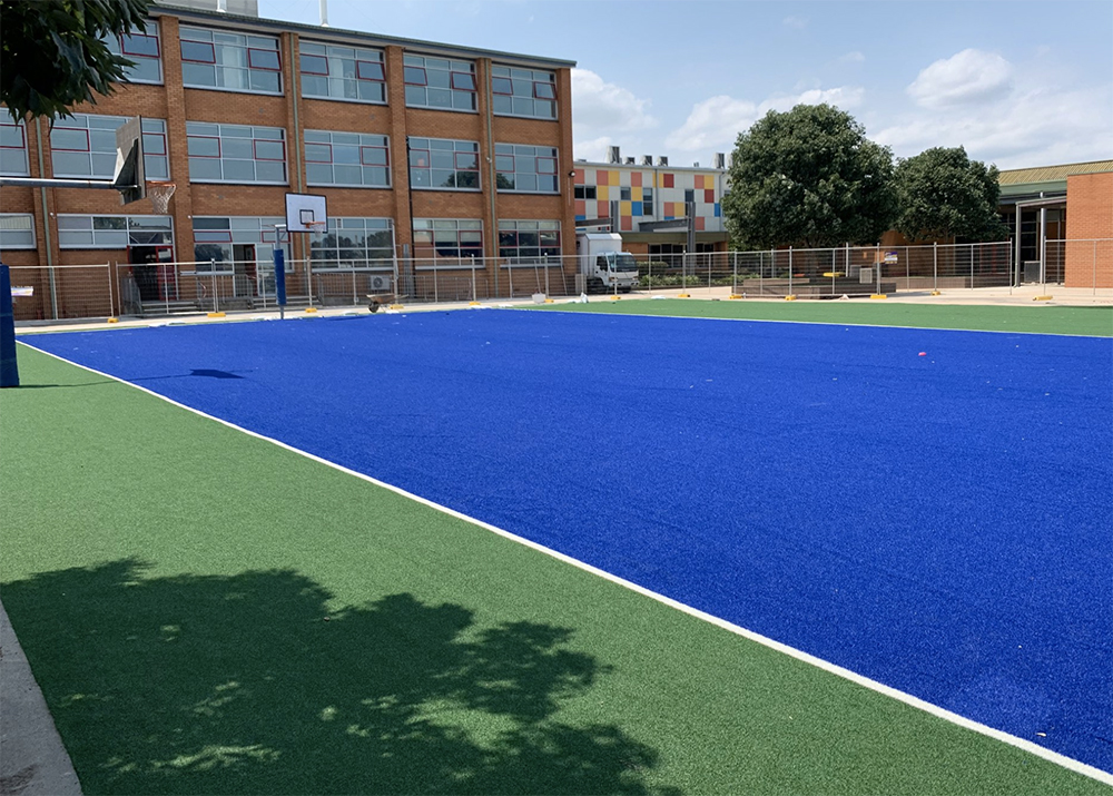 EasyTurf_au's tweet photo. Just need to add the lines to complete this multipurpose basketball, netball and volleyball court at a school in Melbourne's west #easyturf #artificialgrass #syntheticgrass #melbourne #altona https://t.co/tHfQ0M0k3J