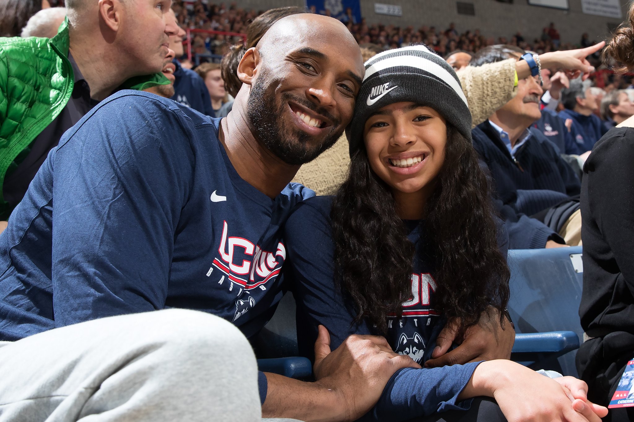 gianna bryant uconn jersey