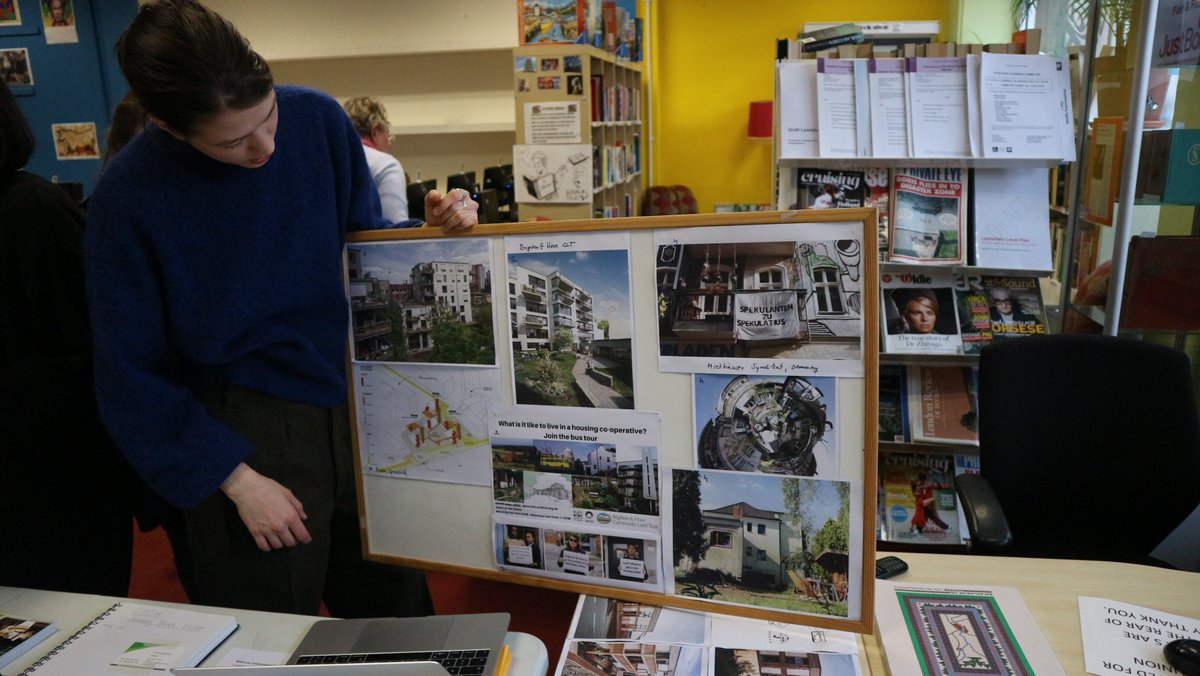ldncash's tweet photo. Here's a few photos from our yesterday's January Blues Social! Many thanks to everyone who popped by to chat #community-led housing, share delicious cakes, play #Coopoly and discuss how do we start delivering #sustainable #housing projects together! Until the next one! #outreach https://t.co/2lrFpixaYx