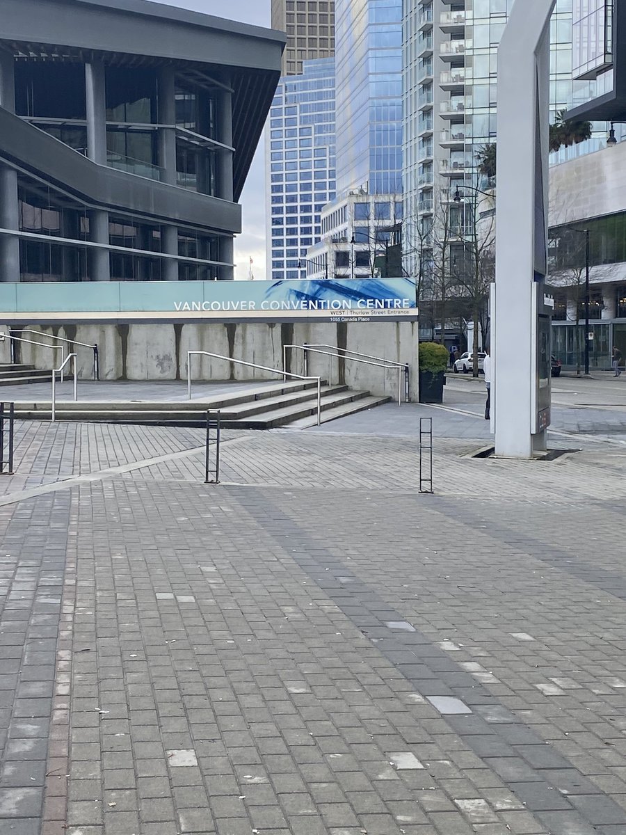 JustMessyApril's tweet image. Sightseeing #Vancouver #unitydays