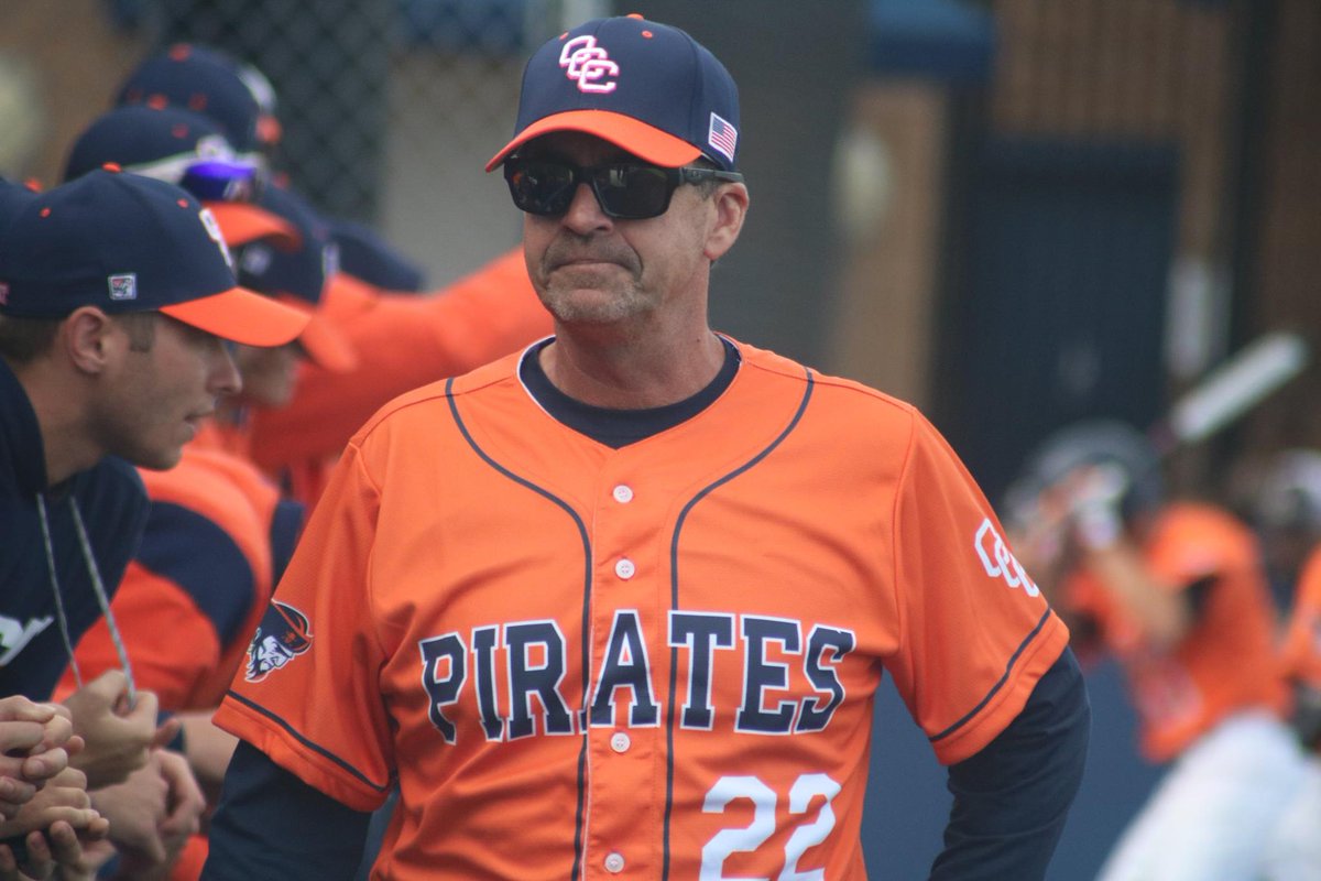 dunnwriter's tweet photo. My longtime friend John Altobelli, baseball coach @occ_baseball, killed in the copter crash along with Kobe Bryant. Love you Alto. https://t.co/jnZxNjMBmC