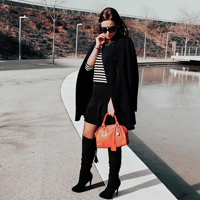 swetlauryn's tweet image. Looks que pase el tiempo que pase siempre son un acierto.

Buenas noches 😘

#basicoutfit #navytee #black&amp;amp;white #bcnblogger #instafashion ift.tt/38KZWMt