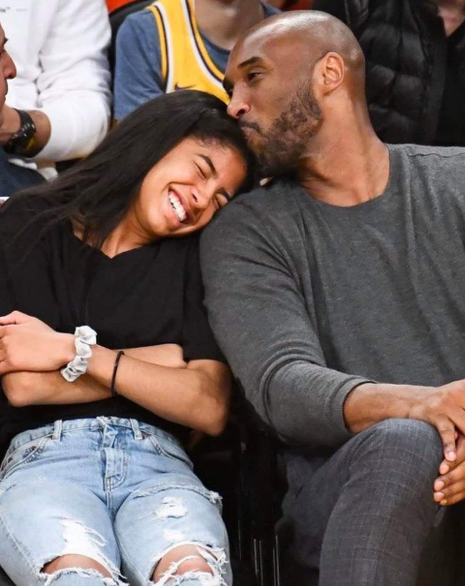 Hold your family close tonight, life is precious. #KobeByrant