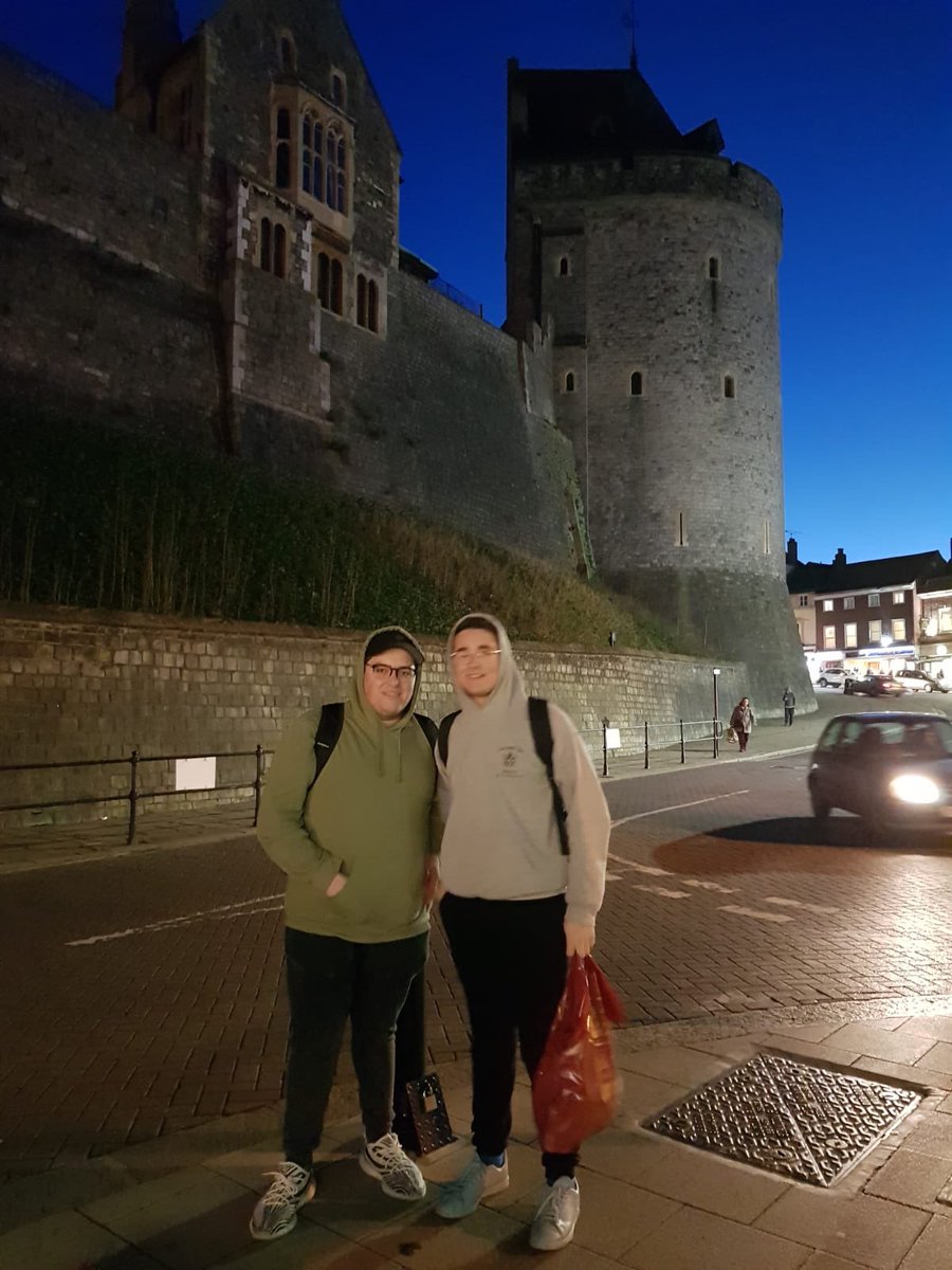 bcheritagetours's tweet photo. Drew and Gabrielle on a layover tour in Windsor.Using their time wisely to discover life outside Heathrow #privatetour #privateguide #lovelondon #londontourist #blacktaxi #cabtour #taxitour #londonsights
#customtour #uniquetour #funtour #funguide #windsor #windsortour #royaltour https://t.co/MqXFaequ1J