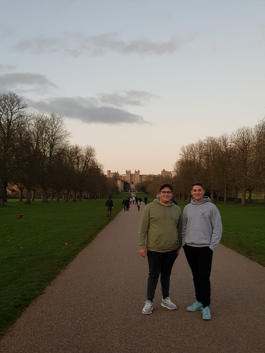 bcheritagetours's tweet photo. Drew and Gabrielle on a layover tour in Windsor.Using their time wisely to discover life outside Heathrow #privatetour #privateguide #lovelondon #londontourist #blacktaxi #cabtour #taxitour #londonsights
#customtour #uniquetour #funtour #funguide #windsor #windsortour #royaltour https://t.co/MqXFaequ1J