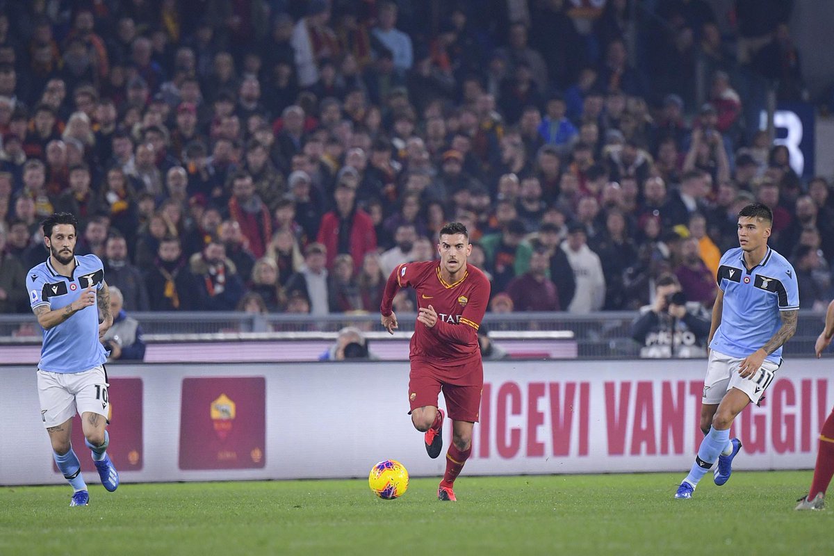 BenjiNews_'s tweet photo. Le résultat des 3 gros matchs de la soirée ⬇️

,◾ Naples 2 - 1 Juventus
 ◾ Lille 0 - 2  Paris
 ◾ AS Roma 1 - 1 Lazio

#NapoliJuve #LOSCPSG #RomaLazio #Football #SerieA #Ligue1 #PSG #Juventus #Naples https://t.co/KTCHoUICOy