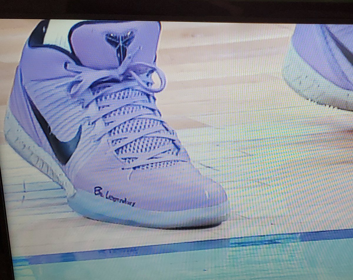 JonBloom's tweet photo. Devin Booker's kicks tonight. https://t.co/PNwz9z9C2M