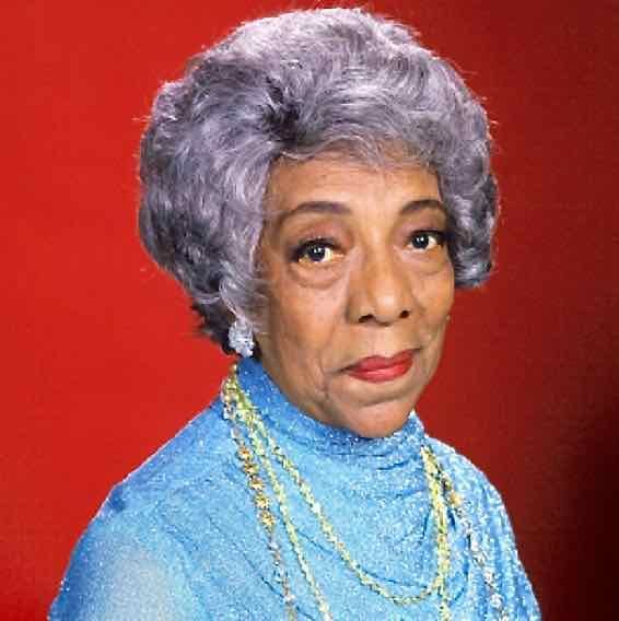 getgreattv's tweet photo. #ZaraCully (1892–1978) was born on this day. 

She originated the role of Mother Jefferson on ALL IN THE FAMILY at age 82! 

Were you a fan?

https://t.co/0AVmwQWDUz https://t.co/OKgPI0phck