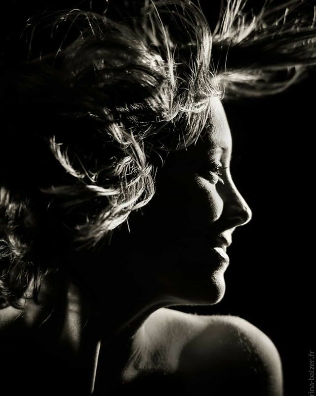 kbgrafik92's tweet photo. One of my very first 
#windyhair #lowkeyshot #glamoursessions
♥♥♥♥♥
.
#bnw_catalonia
#1bnwshot
#bnw101 
#bw_mania 
#clickfr
#bestportraitsofeurope 
#bnwbutnot 
#everything_bnw 
#bw_phototrip 
#great_captures_people
#great_captures_bnw 
#worldonportrait 
#portraitureinspi… https://t.co/HEOFDz9HA9
