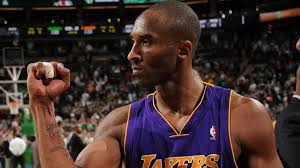 AlexRondaGomez's tweet photo. Mi pequeño homenaje a @kobebryant. Gran deportista, competidor insaciable, querido y admirado por muchos. Un icono de toda una era del baloncesto y el deporte en general. DEP https://t.co/2p3ZpvgsM2