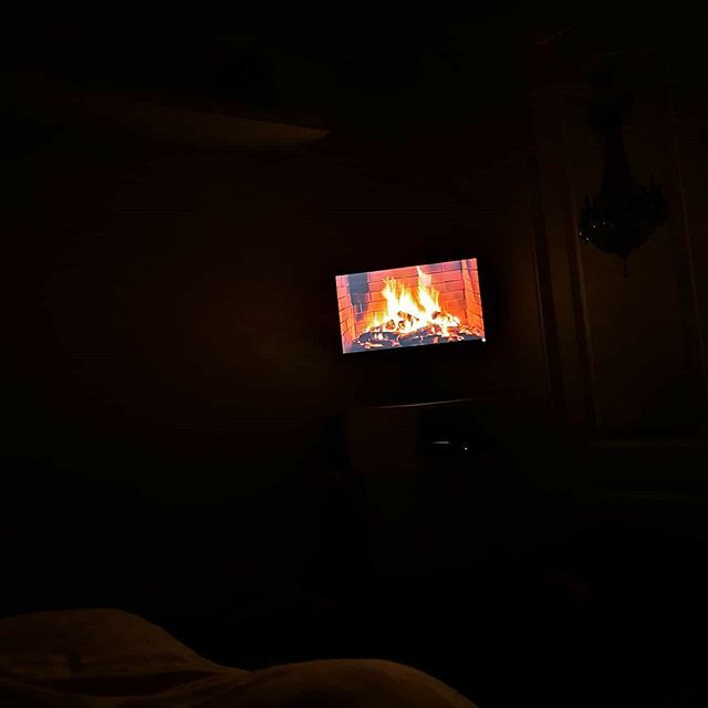 ManCaveGamingUK's tweet photo. #relaxing #worktomorrow #sundaynight https://t.co/CuAql51gBp https://t.co/UbCwcM10dK