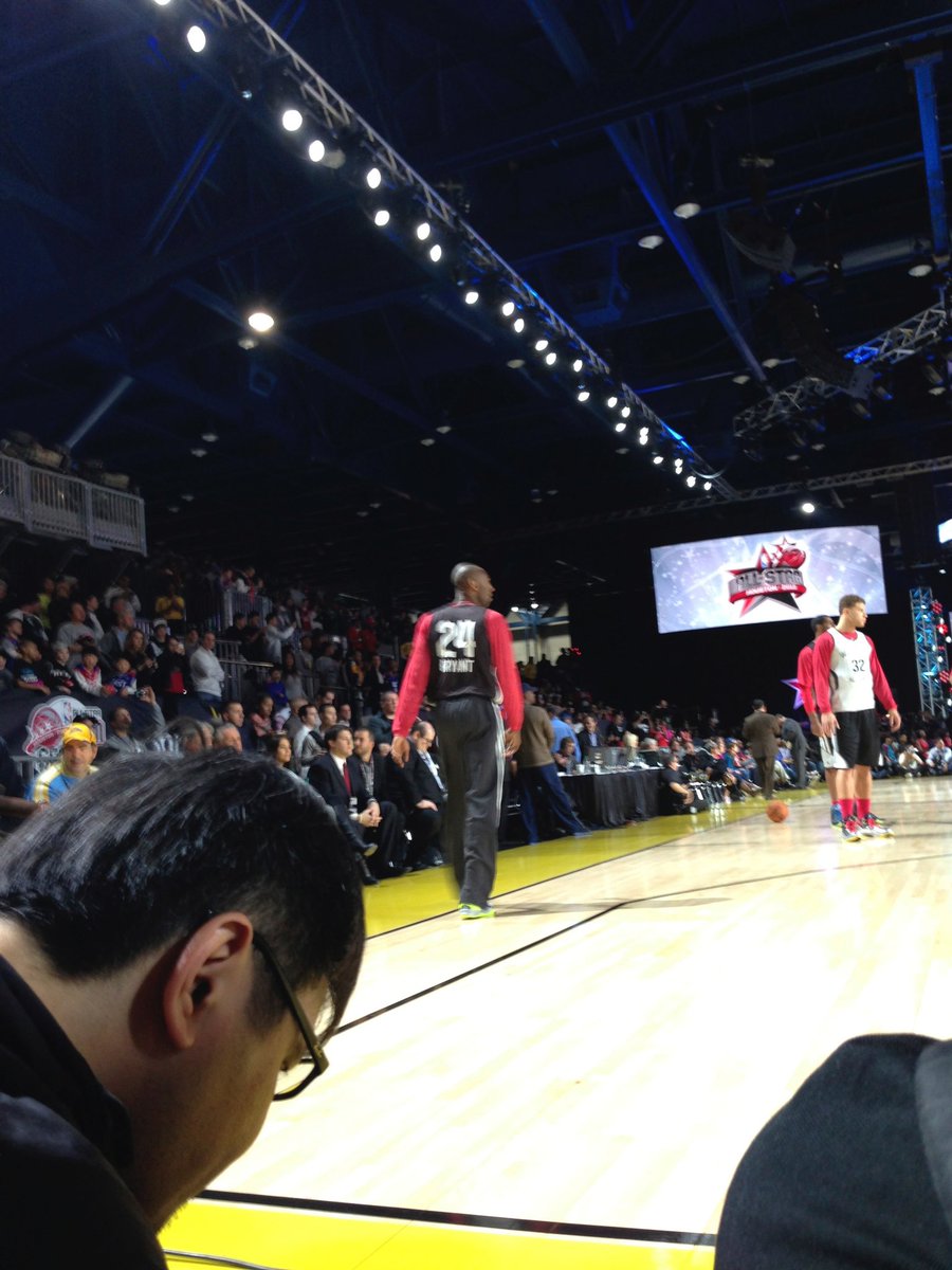 MiHolmes95's tweet photo. 7 Years ago at All Star weekend in Houston. I took these photos of Kobe. I’m speechless still. 😭🐍💔 #ripkobe  @DWHolmes1906 https://t.co/ODyJGwvmis