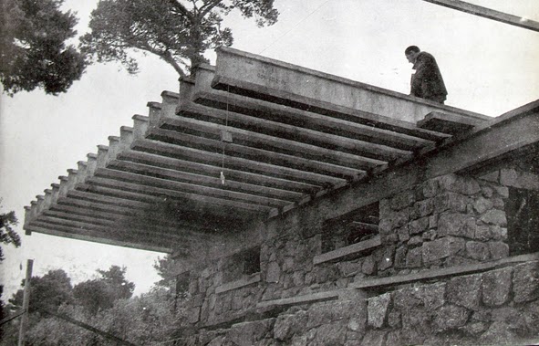 ManuelRevilla57's tweet photo. Casa de César Manrique en Camorritos (Cercedilla, Madrid) 1962

Fernando Higueras

#arquitectura 

https://t.co/BusLJJcF3j https://t.co/ku11XQ50xd