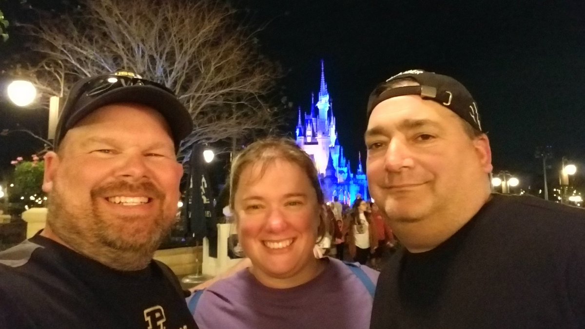 NotThatJimHall's tweet photo. A tiring but fun trip. Thank you for the memories @DISupdates @WayneTaylorRcng @WaltDisneyWorld @luv2cruise78 @VisitOrlando @MCO #BlueJacketPark @USNavy #Navyveteran #rtcorlando https://t.co/6PR4VgGq07