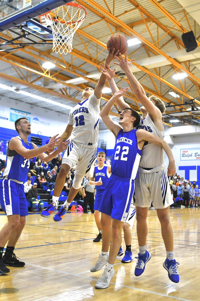 BDTNuzzo's tweet photo. Some shots of Princeton high vs MCA boys basketball game last night. Princeton won 71-47 https://t.co/DIDU7veGZV