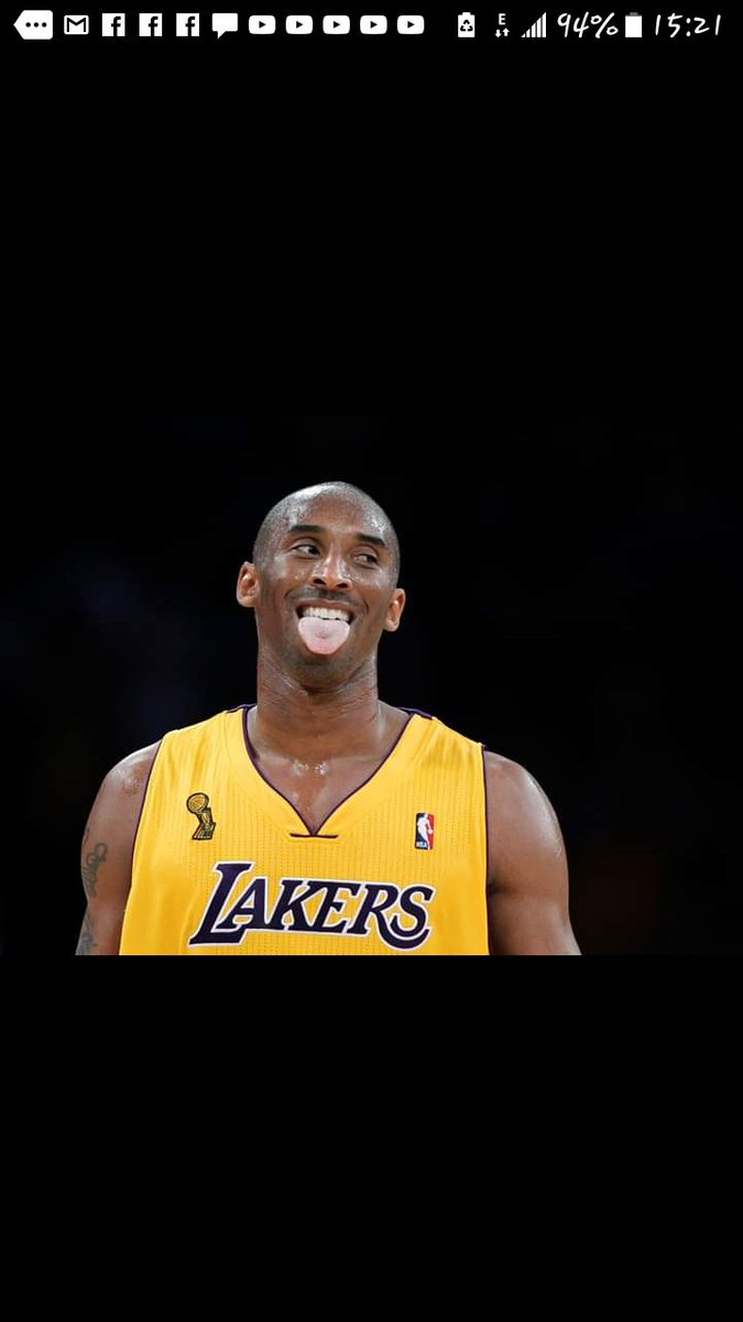 GiovaInfos's tweet photo. #Flash: L'ancienne gloire de la #NBA et des Los  #AngelesLakers, #KobyBryant, décède  à 41 ans dans un accident d'hélicoptère en #Californie. Sa fille de 13 ans a également perdu la vie. https://t.co/VH3IXuNhTE