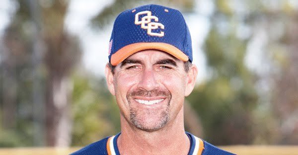 Our <a href="/UHouston/">University of Houston</a> community mourns the loss of John Altobelli tonight - a fmr <a href="/UHCougarBB/">Houston Baseball</a> Team Captain &amp; outfielder...

He &amp; his daughter passed away alongside Kobe &amp; GiGi Bryant in today’s accident.

Coog Nation has its prayers up for Coach Altobelli &amp; family! 🙏🏼