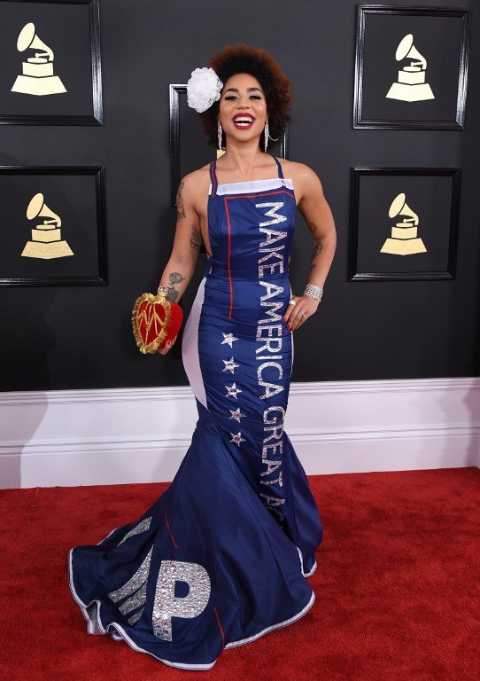 jlyfine's tweet photo. isn't she tired of being such a clown? #GRAMMYs https://t.co/1okCqbNaS1