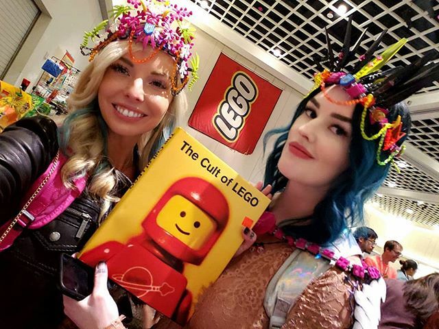 KrystleStarrX's tweet photo. The CULT of LEGO is REAL! Who else is #addicted to #LEGO? What is it about the little #bricks that you #LOVE? @amiedoubled & I have been building most all of our lives. For me it is the #nostalgia 🦄🦄🚀🛸🤖 #TeamUnicorn🦄🦄 @legomastersfox #LEGOMASTERSUNICORNS #BricksLA @brick… https://t.co/GLyqy6jMsF