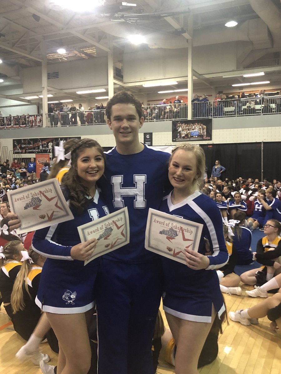 HHSCheerleadin1's tweet photo. Extremely proud of all the awards and scholarships received by our athletes! 20 Academic Awards (3.5 or higher); three Academic Scholarships; two Leadership Awards; 2 recipients of the Lilliana Schalck Scholarship. 💙🐦📣 #greatdaytobeabluebird #livelikelil https://t.co/Re25lNEDjP