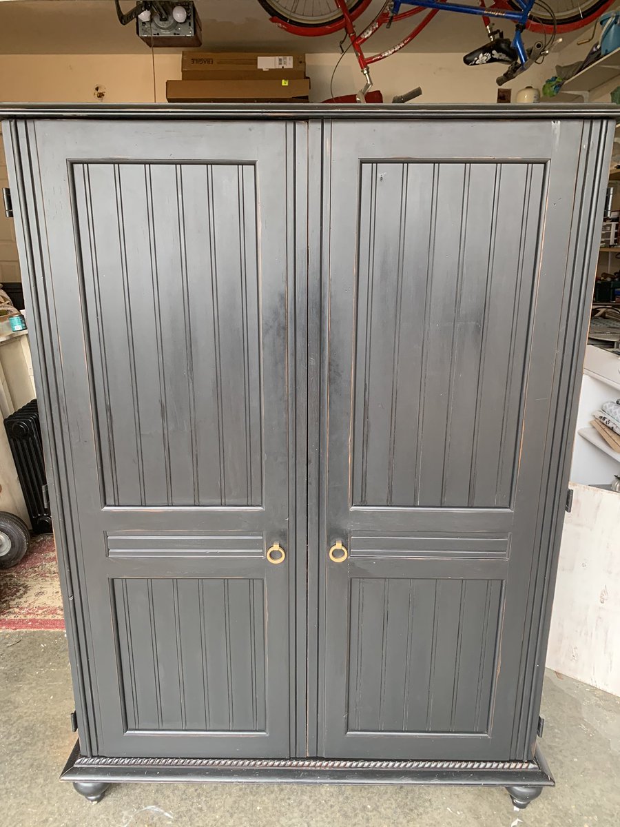 TJhall51's tweet photo. An old computer armoire I repurposed into a drink station.  Great for a bonus room, office or studio. https://t.co/OSBi0c8RkH