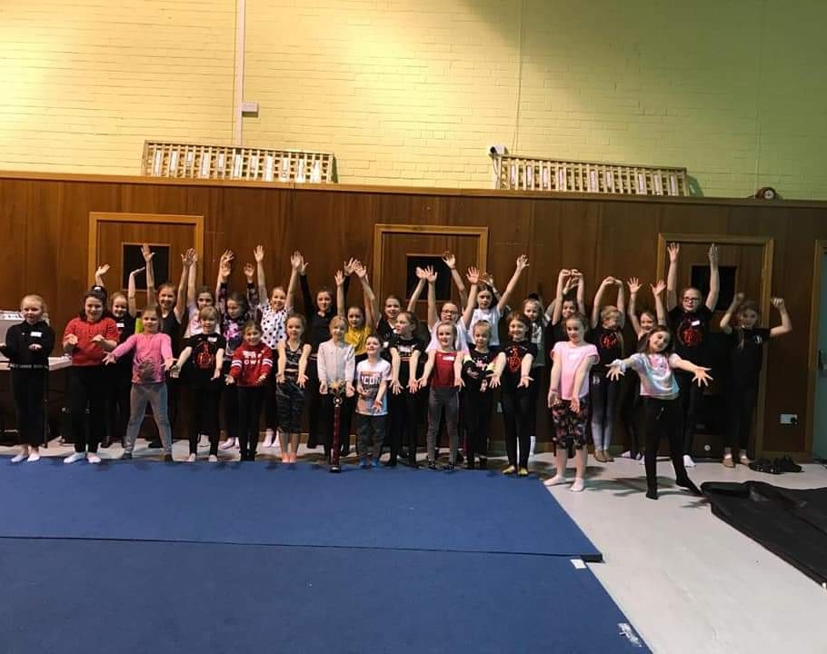 DistinctiveDA's tweet image. Looking forward to classes tomorrow in the Helenslea Community Hall from 5.00 - 9.30. Classes are free (no costs just come along and take part) and all abilities are welcome! 

Some classes are full so please contact us to reserve a space or be added to the waiting list.