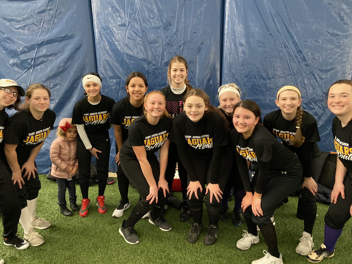 SoftballSja's tweet image. CSU #2 team wraps up our indoor season with 2 impressive victories tonight! Long day but well worth it! Congrats to all of the girls on all 3 teams on an outstanding winter season. We are very excited to get started in a few weeks ! #gettingreadyfor2020
