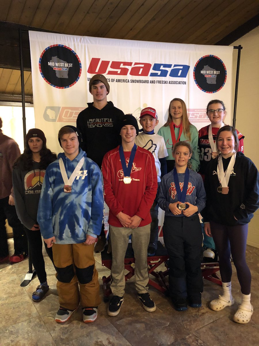 shssnowboard's tweet photo. Boardercross weekend. Medalists for the weekend -Brady J, Jax W, Mickey D, Olivia S, Marisa R, Gavin A, Ethan S, Kennedy W, Kallie W, Crash F, Joe H, Sophia P, and Henry W. Pictured today with Phil Smage of Nitro Circus. Great inspirational story @Smagical #usasamwb #usasasnow https://t.co/5mWxI0fN6G