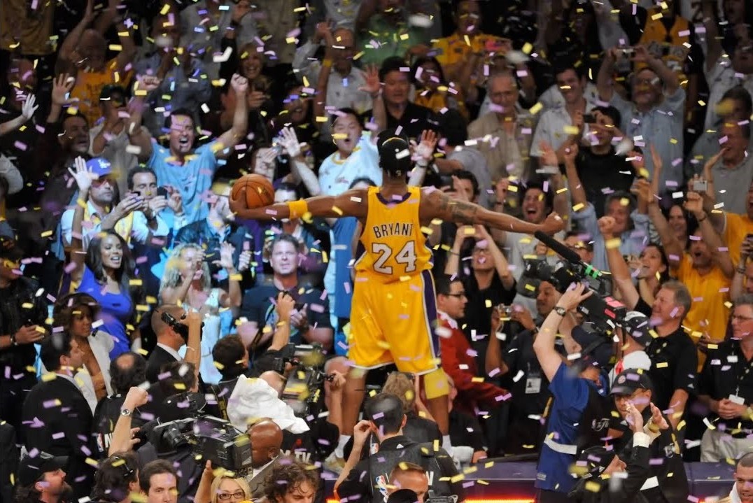 Getvizy's tweet photo. A great honor and privilege to watch Kobe Bryant’s journey go from number 8 to 24 as a Los Angeles Laker. My love for the game of basketball would not be the same without the impact of my favorite player. MVP. Champion. Icon. Forever grateful to the Black Mamba. Rest in Peace. https://t.co/L4GJgEs5AK