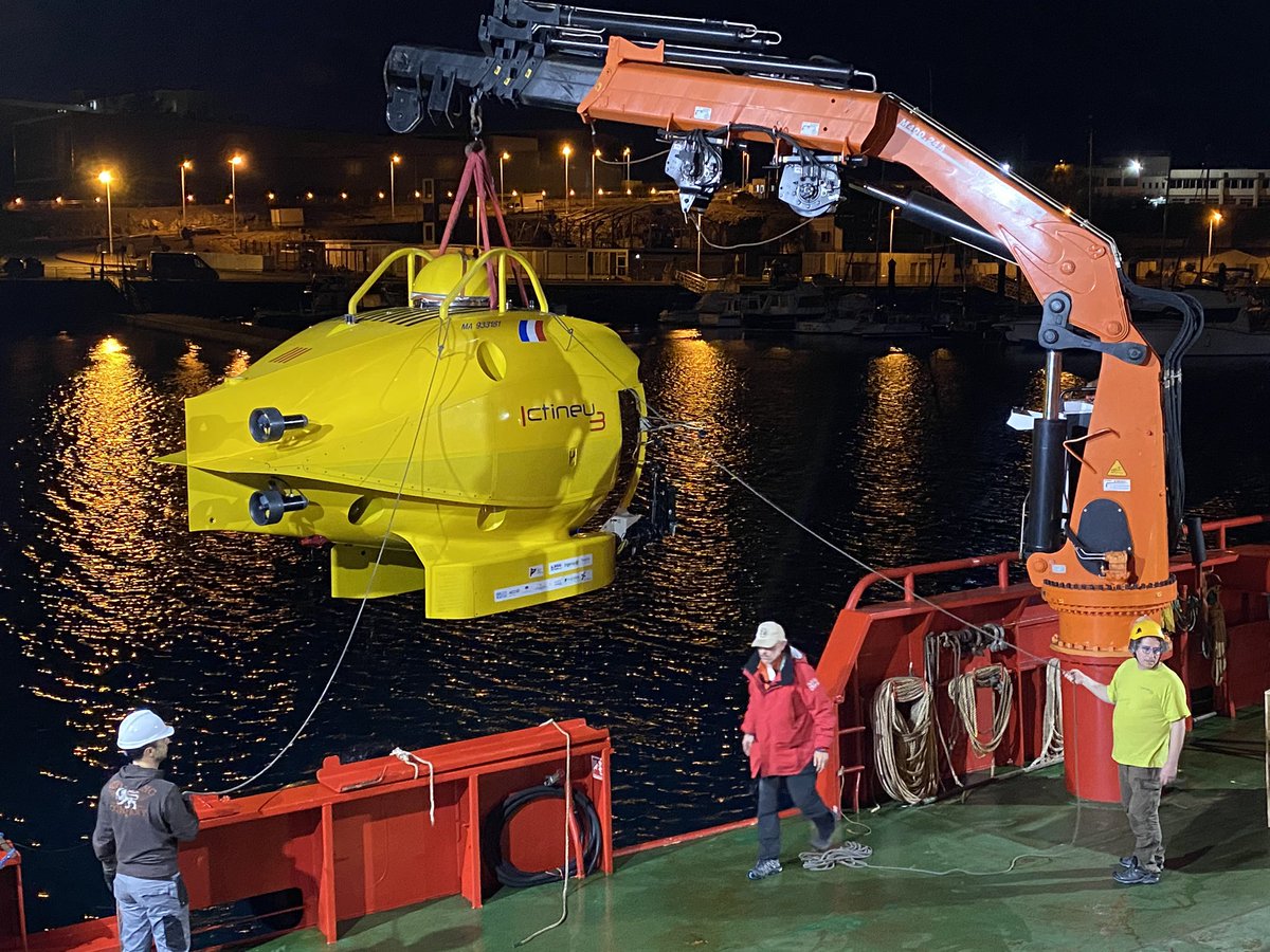 GliderPLOCAN's tweet photo. All set for tomorrow...looking forward another exciting #OceanExploration  day with @ICTINEU3 manned #submersible in waters of @plocan #ICTSNews #Marine #TestSite @SUT_news @MTSociety @AllAtlanticO  @UITradeShow Now is time for a good rest. #OceanTech #MarineRobotics #EUMR https://t.co/J2i3LSfG7A