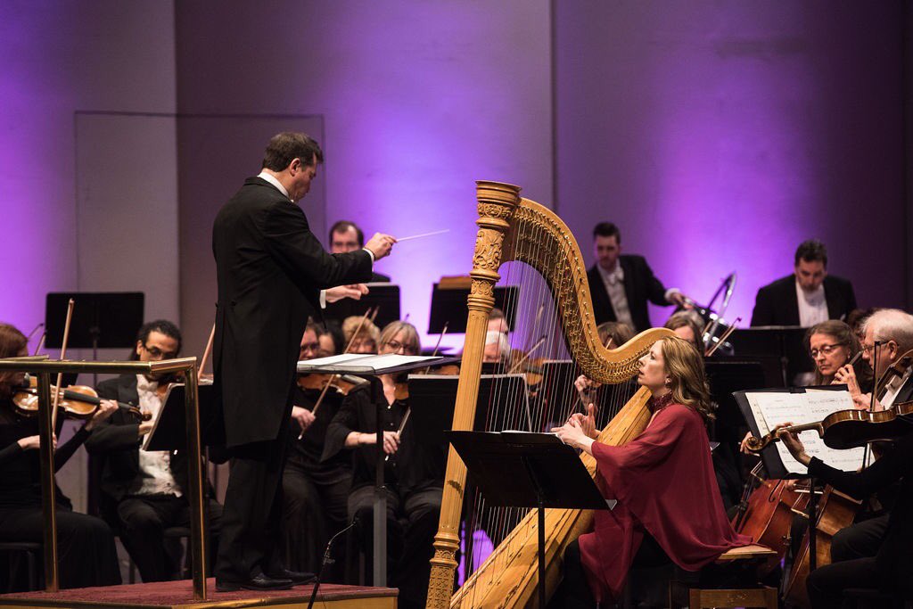 GRAMMY ANNOUNCEMENT ⭐️ Jennifer Higdon’s Harp Concerto has won the 2020 Grammy for Best Contemporary Classical Composition, written for Yolanda Kondonassis! Yolanda performed this piece with us mere hours ago! Huge Congratulations to Jennifer and Yolanda!!! 🤩 📸 June Trieb