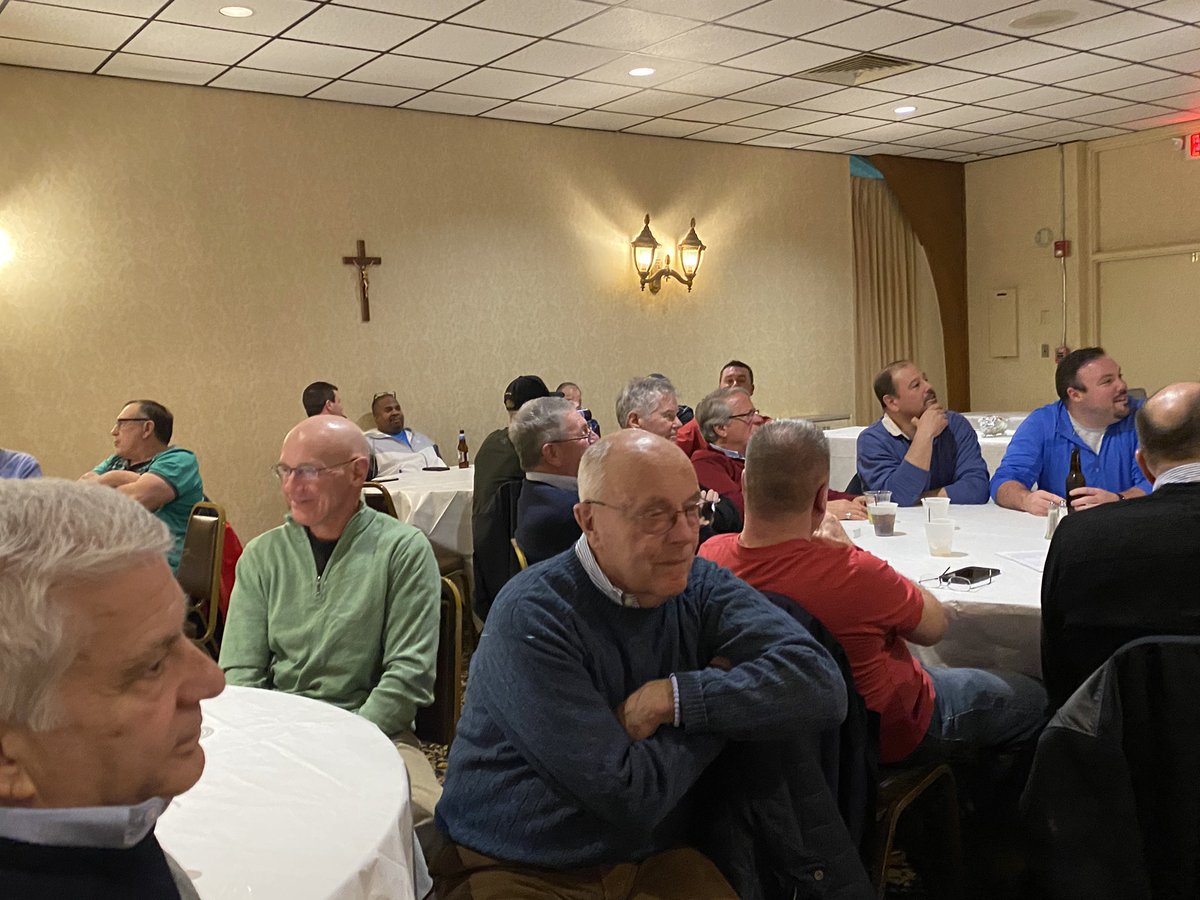 Board_26's tweet photo. Great night coming together during our annual Board meeting tonight in Worcester.  Great to see so many officials in one room. #Board26 https://t.co/Tyjw0K9z0O
