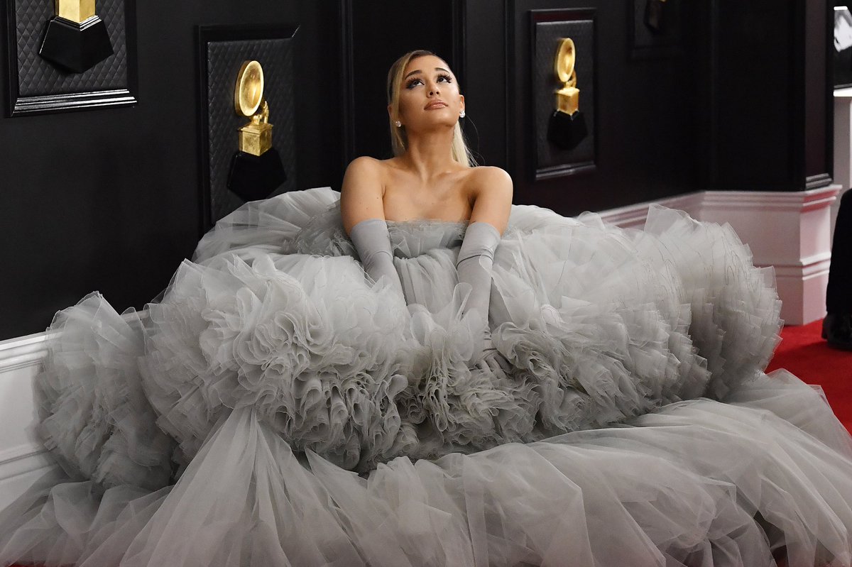 iHeartRadioCA's tweet photo. This. Is. Too. Much. A cloud of perfection with @ArianaGrande at the #grammys 👌🎉🤍 

📷 : Getty Images https://t.co/GRoKkHnHav