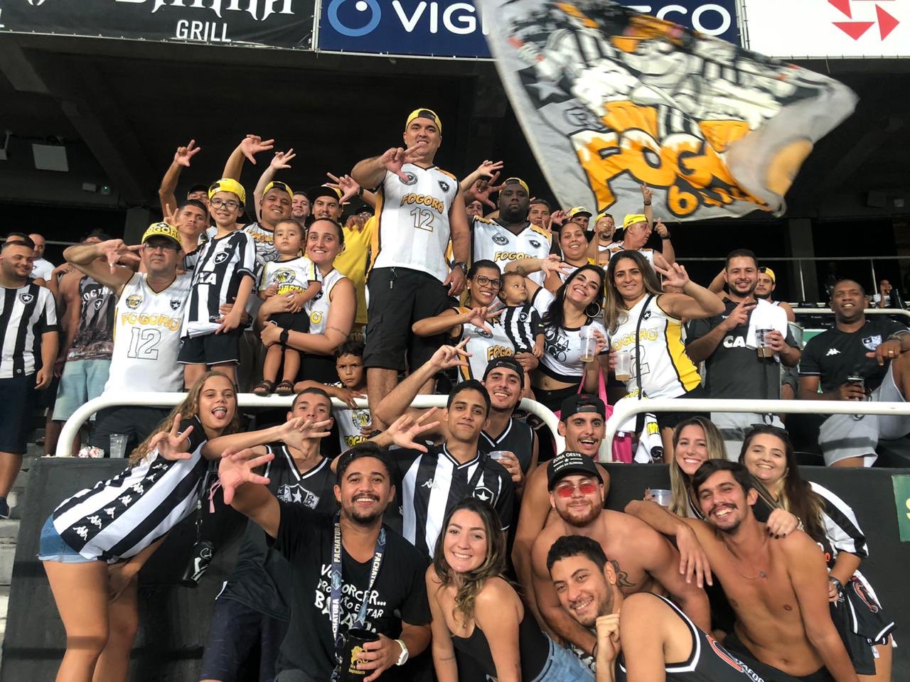 Botafogo de Futebol e Regatas - 🎵 Hoje tem jogo do BOTAFOGO, o GLORIOSO é o  meu grande amor 🎵 #VamosFOGO ⭐️