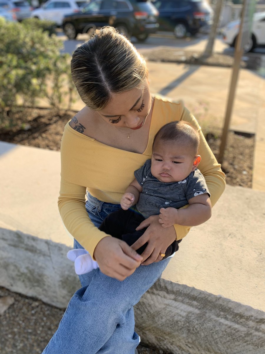 itszpanini's tweet photo. I heard about Kobe and next thing you know I found out about his daughter. I literally just hugged Mason for awhile. 😩 https://t.co/Iy4C1Tf9e0