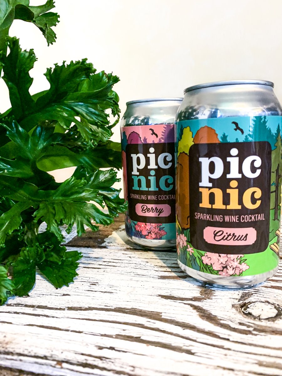 PicnicTableWine's tweet photo. Wanna know a quick way to brighten things up? Grab yourself some of our Sparkling Wine Cocktail. These CANconctions come in Citrus and Berry. Which is your favorite? We love ‘em both! #MakeLifeAPicnic https://t.co/JQ02uiPmG5