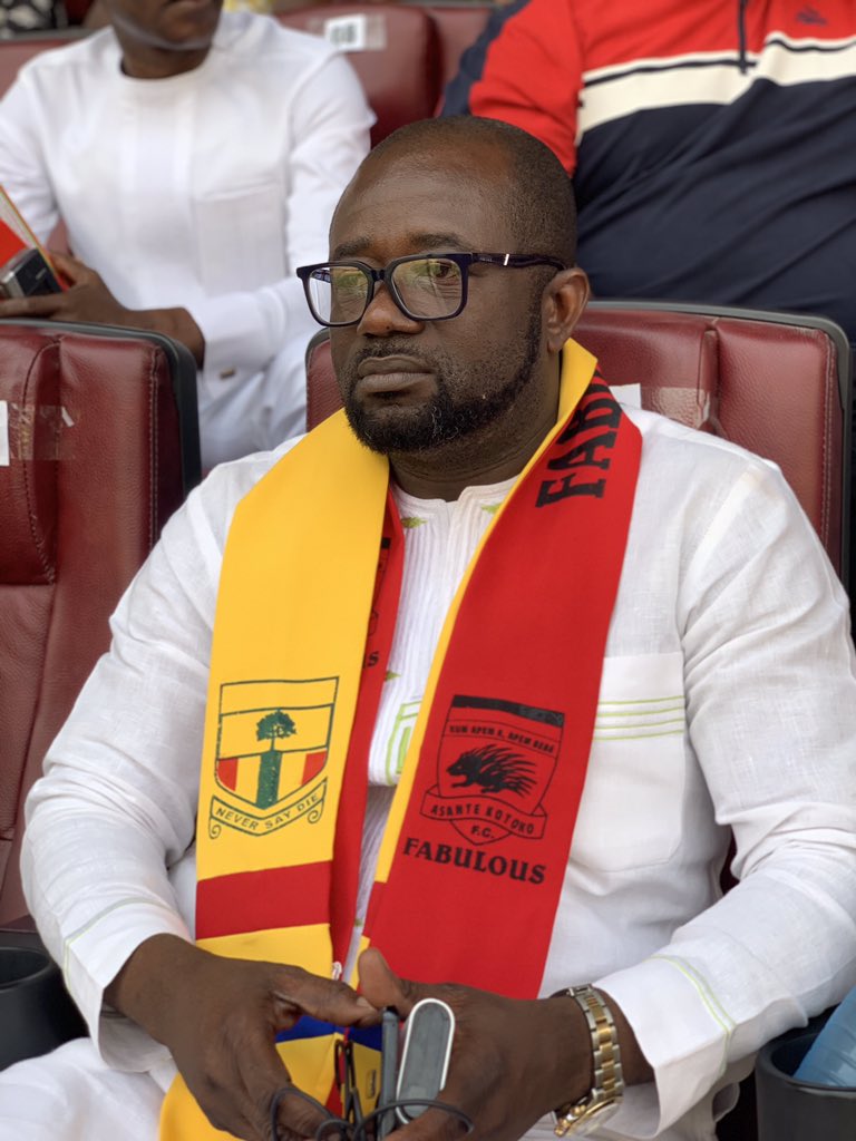 greatoseiasibey's tweet photo. This is Kurt Edwin Simeon-Okraku @ghanafaofficial President. A man of my generation I don't envy. I truly admire your sense of personal and product branding. Not smooth and perfect yet but soldier on to Ignite Passion and Create Wealth.I doff my hat. Better days ahead.@kurtokraku https://t.co/FaCFnwqvMR