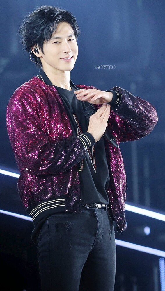 yumo1010's tweet image. マルチアングルいるよ😊

私は、観たいの。
ユノのダンス、歌。
全てが。

#avex  #SME JAPAN 企画担当関係者の方々

#東方神起LIVETOUR2019_XV 
#DVDマルチ
#個人バージョン
要望かなり増えてると思います
お願いします。
受注生産でもいいよo(^▽^)o