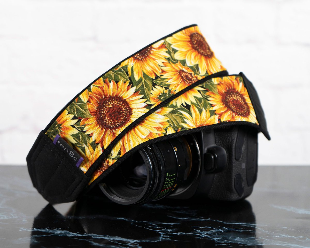ten8e's tweet photo. Sunflower Camera Strap https://t.co/QUKzmbIfJM #cameraaccessories #handmade #customcamerastrap #camerastrap #photography #ten8e #dslr https://t.co/cBXFR7GlYW