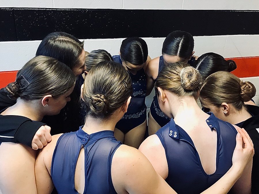 BingU_DanceTeam's tweet photo. After competing in College Jazz for the first time, BUDT is returning to the 607 as DTU 2020 Regional Champions🏆💚 Congratulations Ladies!! #BingPride #BUDT #DTUregionals https://t.co/sofDOXjvMI