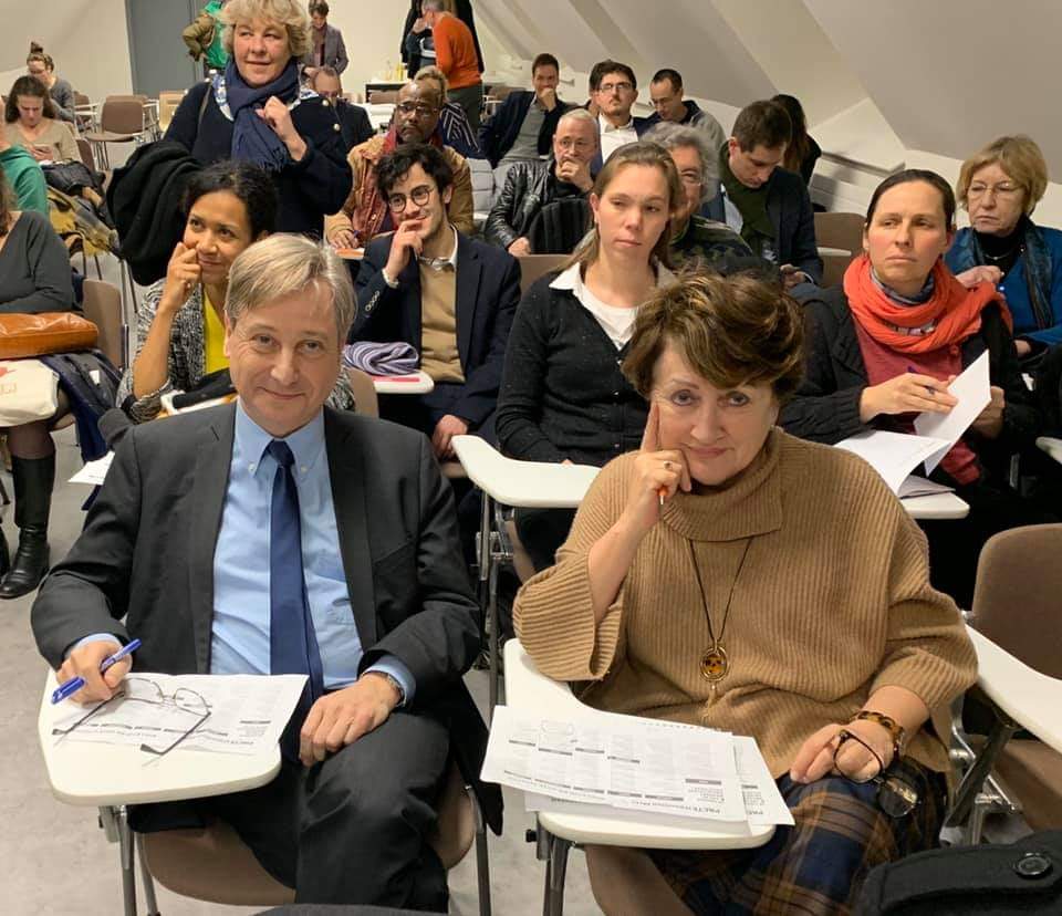PatrickThil's tweet photo. Grande soirée aux Récollets pour réfléchir à 10 mesures prioritaires en faveur de la transition écologique. Avec @GrosdidierSenat et @IsabelleViallat nous avons fait le choix d'une écologie positive, fidèle à la pensée de Jean Marie Pelt. A suivre. @TransitionMetz https://t.co/t65synI0Q5