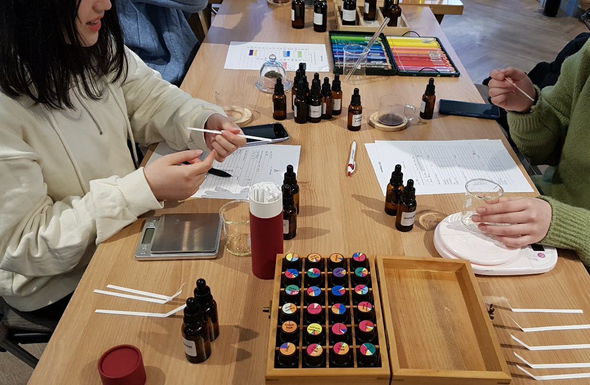 ✨향수 공방 아유알람✨ tweet media