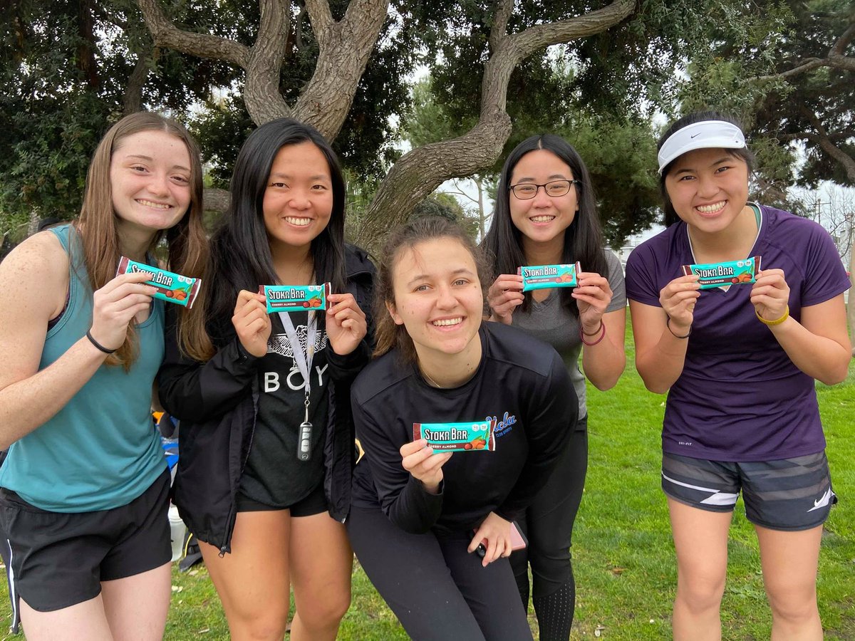 ucladboat's tweet photo. As we are transitioning to a later practice time, most of our paddlers need the nutrition and energy to get them through the rest of the day. We are super grateful for @StokaBars for fueling our team. Thanks so much for the donation!

#ucla #ucladb #dragonboat #sponsor #stokabars https://t.co/Px079ukOXi