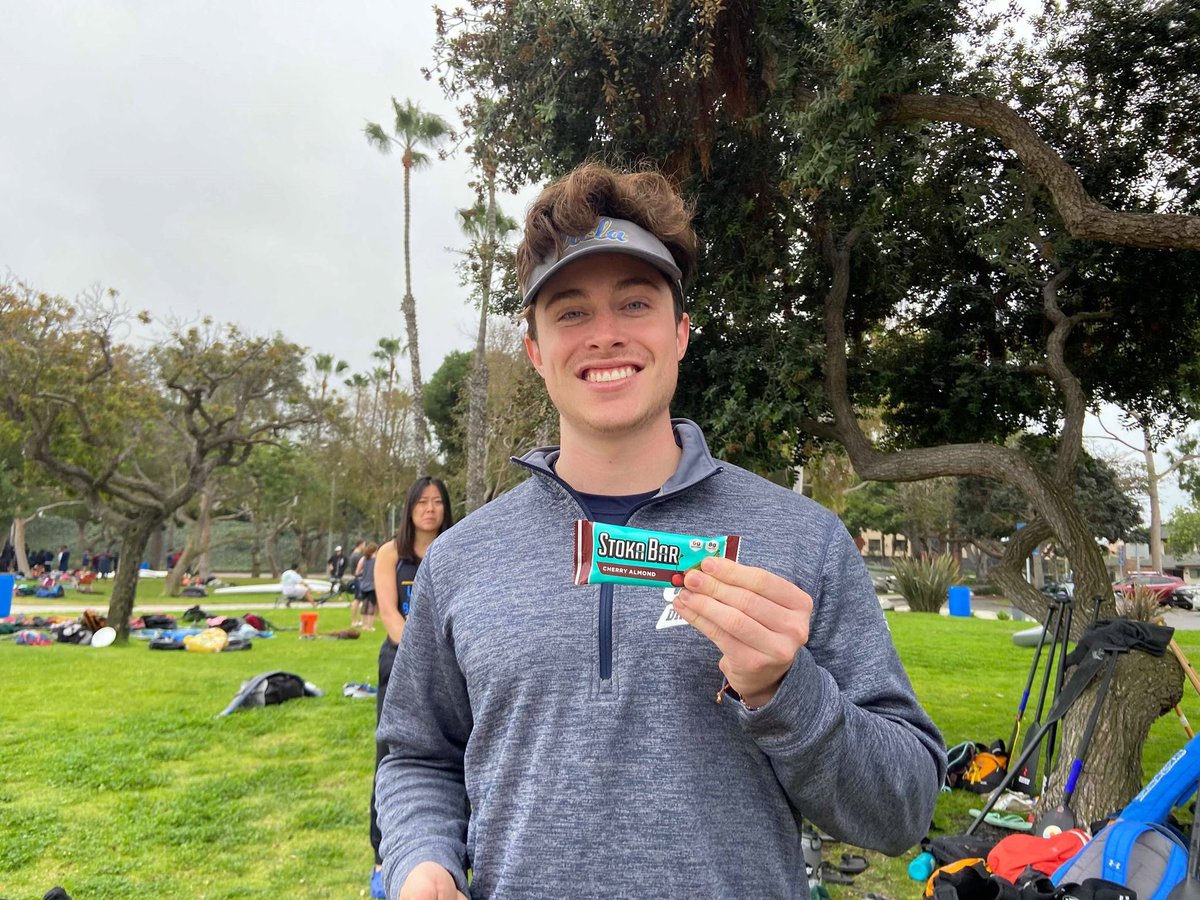 ucladboat's tweet photo. As we are transitioning to a later practice time, most of our paddlers need the nutrition and energy to get them through the rest of the day. We are super grateful for @StokaBars for fueling our team. Thanks so much for the donation!

#ucla #ucladb #dragonboat #sponsor #stokabars https://t.co/Px079ukOXi