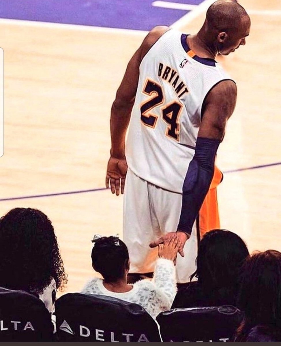 traderstewie's tweet image. This is picture explains exactly why #KobyBryant transcends Basketball .... he was a great basketball player but he was an even better father