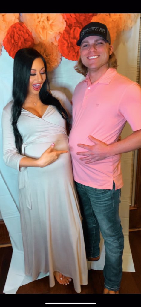 B_Champagne4's tweet photo. Baby bump vs beer gut😂😂 https://t.co/0TIruTVY6P