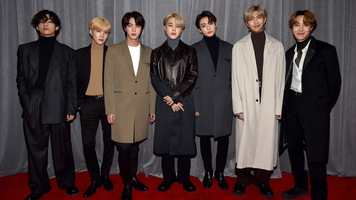 VogueRunway's tweet photo. In understated menswear, BTS proved great fashion whispers rather than shouts at the 2020 #Grammys. https://t.co/e4wPcVGIYZ https://t.co/JRUx2UTRdf